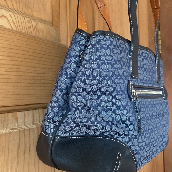 Coach Navy fabric and leather hand bag - Picture 3 of 16